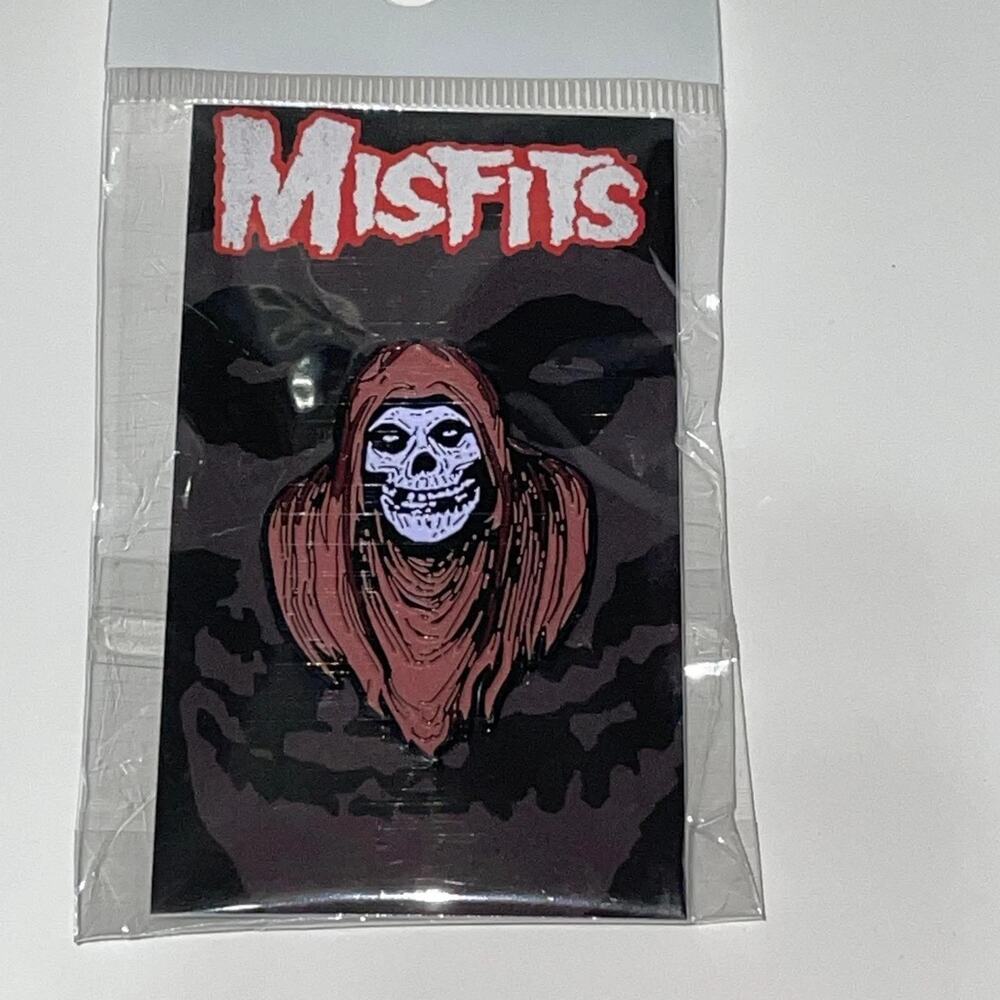 TRICK OR TREAT MISFITS GHOST FIEND ENAMEL PIN NEW MASFCM100